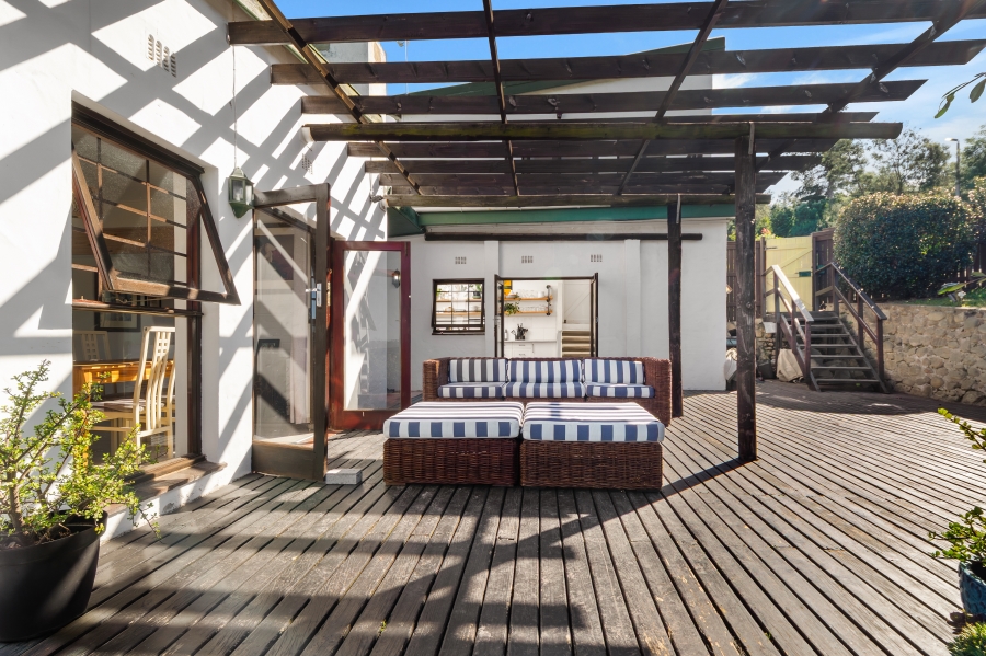 5 Bedroom Property for Sale in Heuwelkruin Western Cape